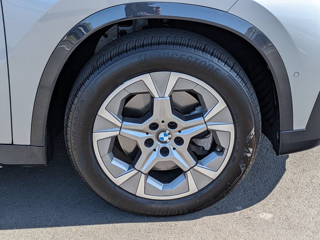 Used 2025 BMW X1 xDrive28i AWD/4WD image 23