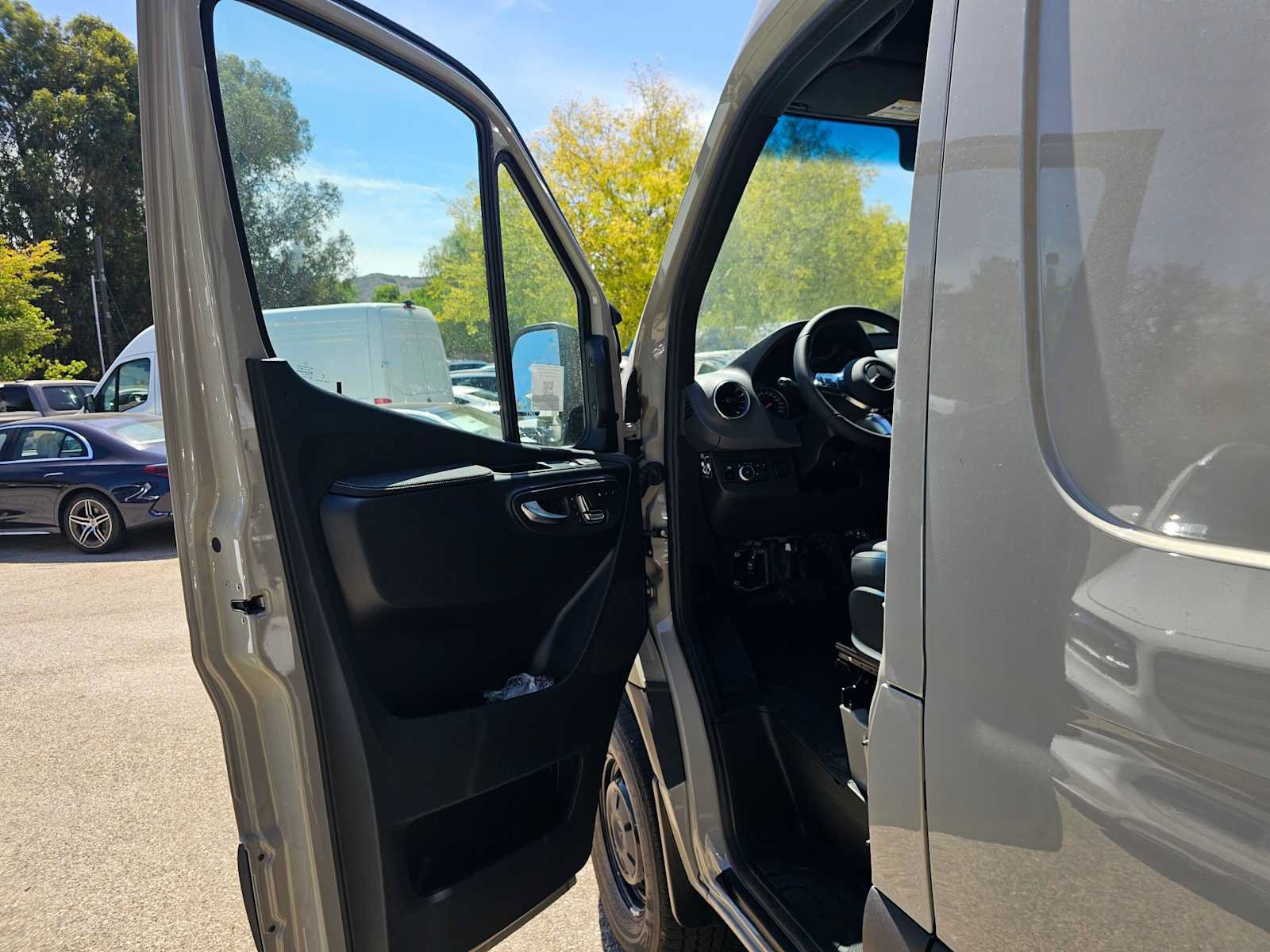 New 2026 Mercedes-Benz Sprinter 2500 image 19