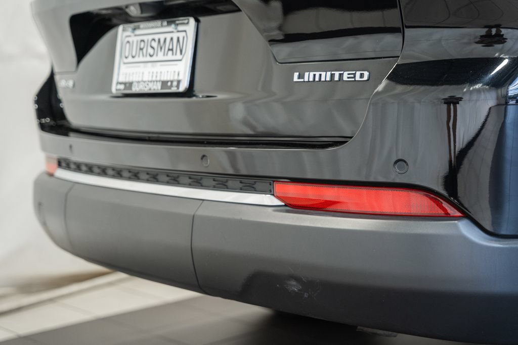 Used 2023 Jeep Grand Cherokee L Limited w/ Luxury Tech Group II AWD/4WD image 9