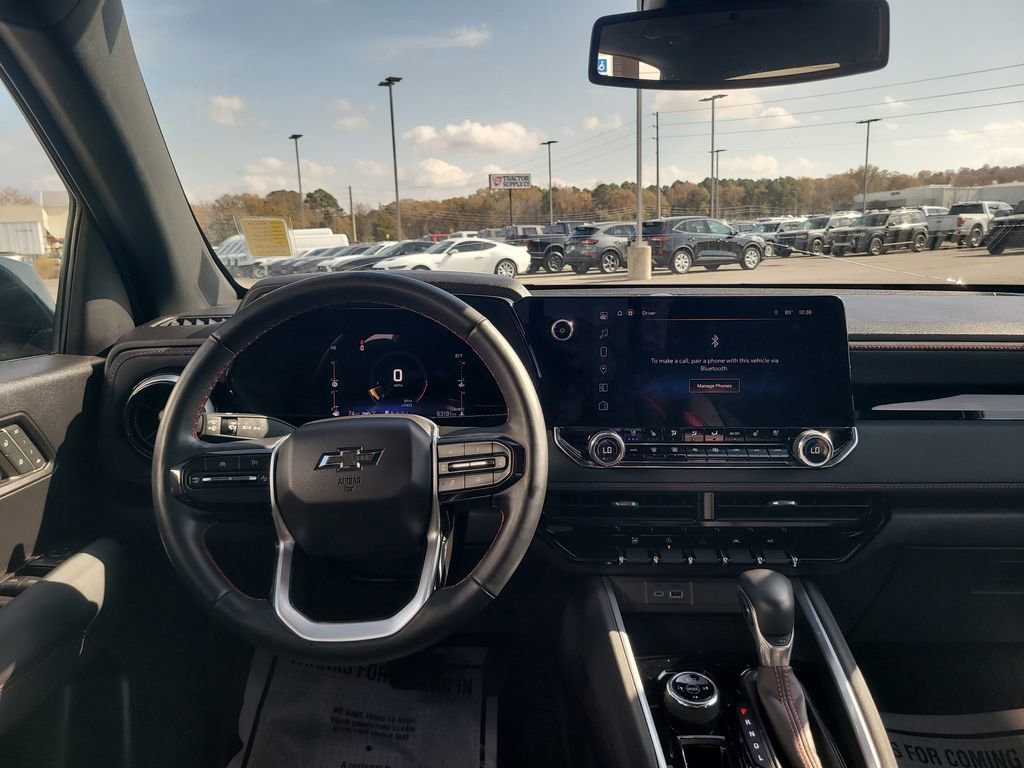 Used 2023 Chevrolet Colorado Z71 w/ Z71 Convenience Package 2 image 25