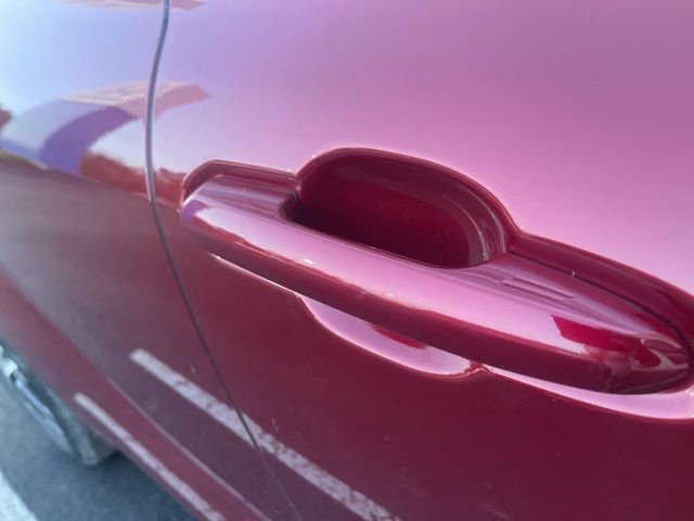 Used 2023 Toyota Highlander XLE image 12