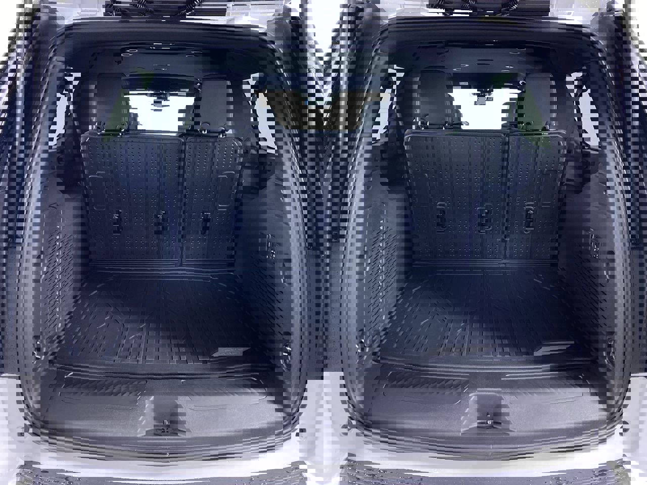 New 2026 Chevrolet Suburban LT w/ Comfort Package image 15