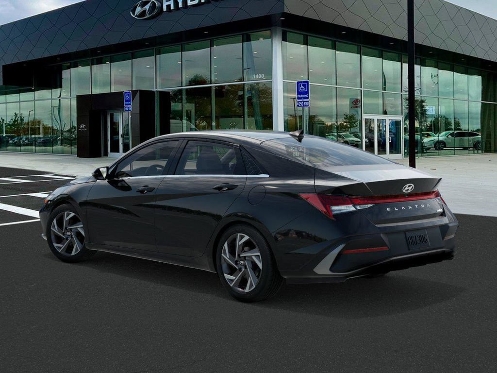 New 2026 Hyundai Elantra Limited FWD image 5