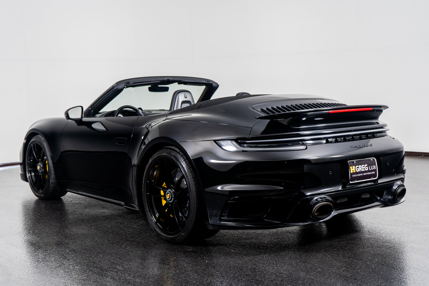 Used 2021 Porsche 911 Turbo S image 11