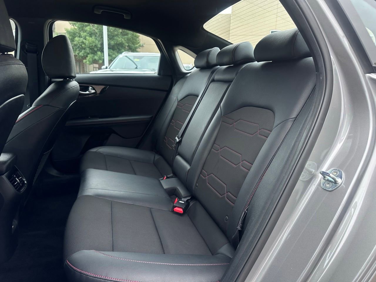 Used 2022 Kia Forte GT w/ GT Technology Package FWD image 13