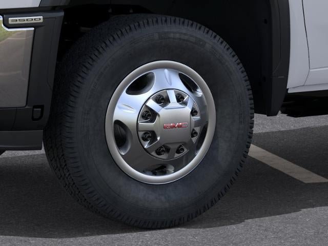 New 2026 GMC Sierra 3500 Pro AWD/4WD image 9