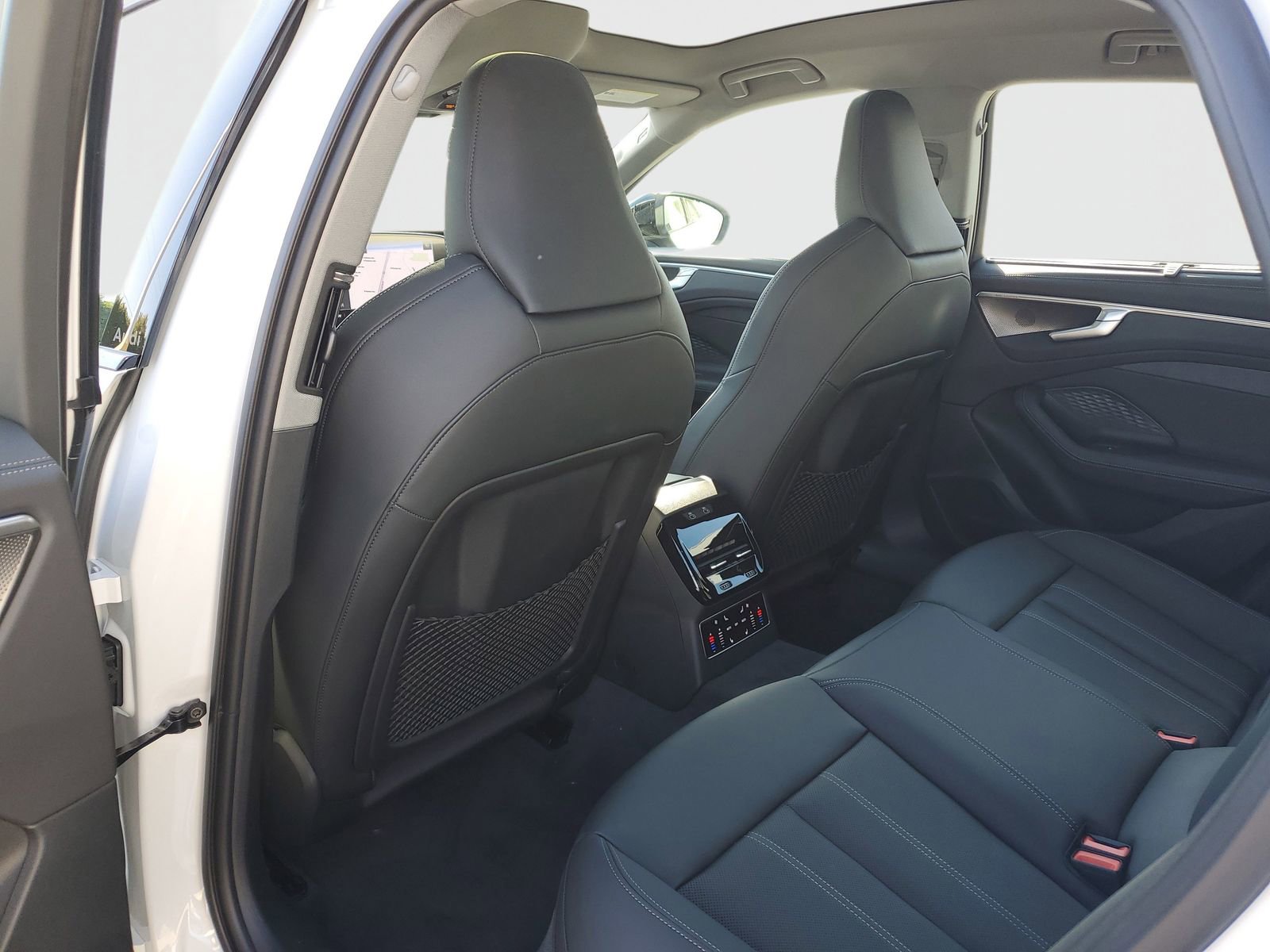 New 2026 Audi A6 Premium Plus image 15