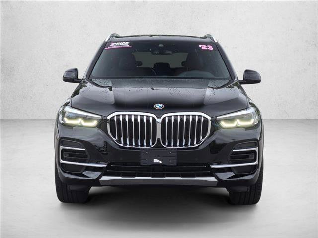 Used 2023 BMW X5 xDrive40i w/ Premium Package AWD/4WD image 2