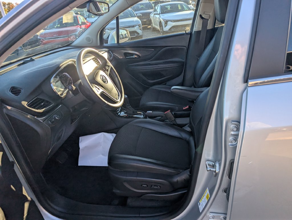 Used 2018 Buick Encore Preferred FWD image 12