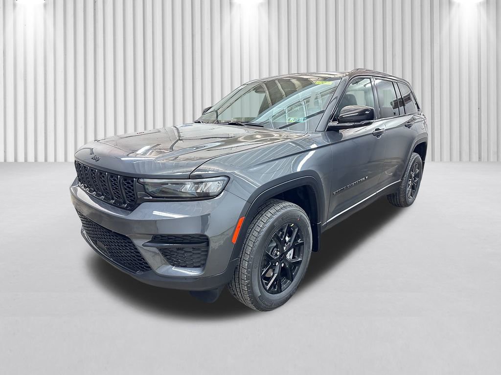 New 2025 Jeep Grand Cherokee Laredo image 10