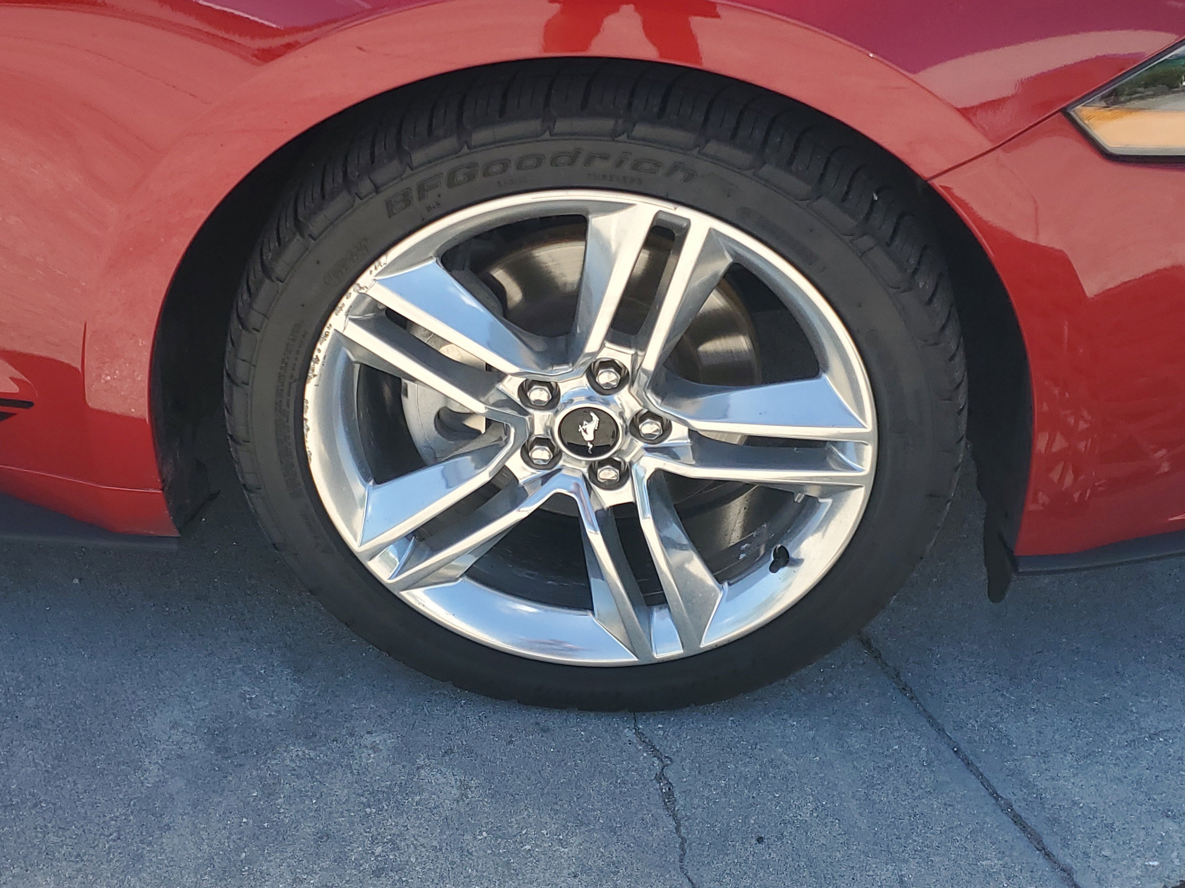 Used 2020 Ford Mustang Premium w/ Equipment Group 201A RWD image 7