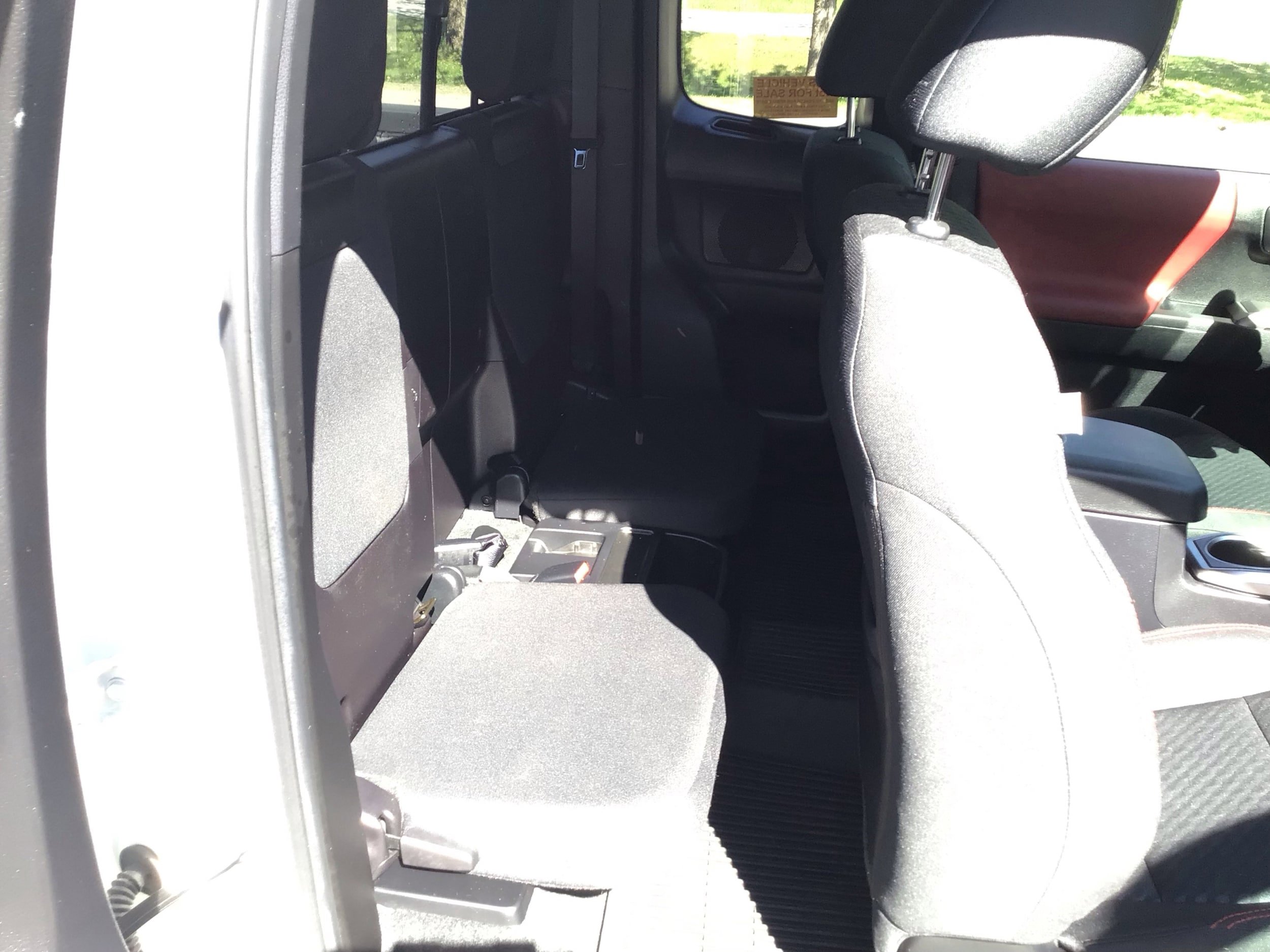 Used 2023 Toyota Tacoma SR5 RWD image 24