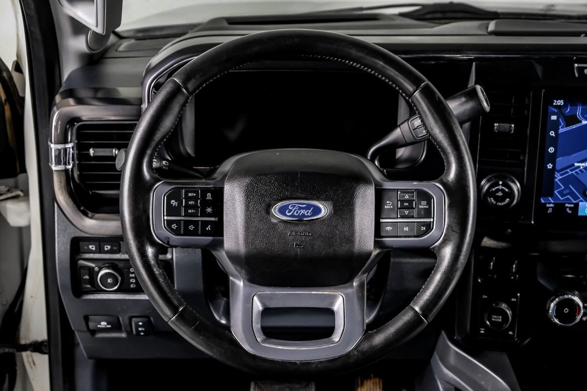 Used 2023 Ford F350 Lariat w/ Lariat Ultimate Package AWD/4WD image 16