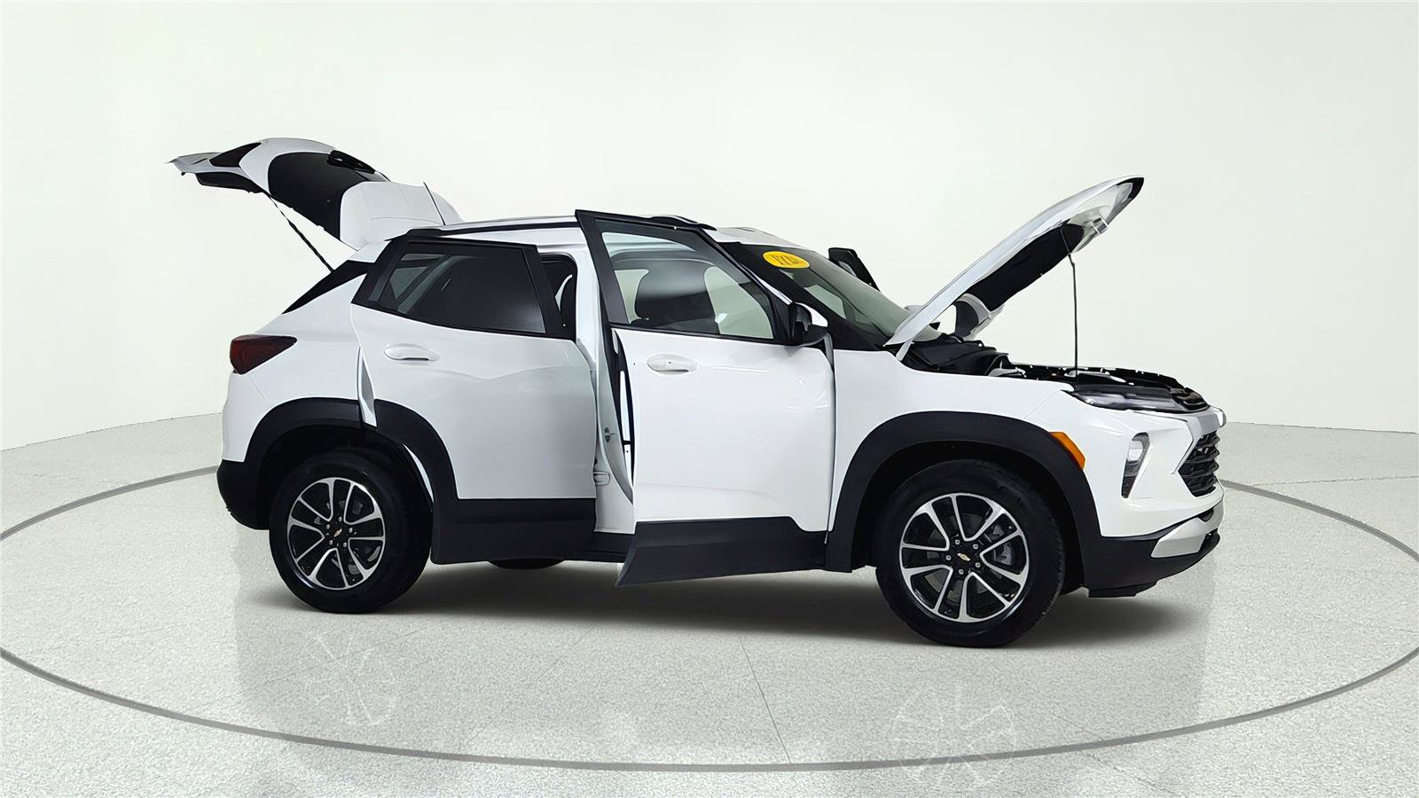 Used 2025 Chevrolet TrailBlazer LT FWD image 18