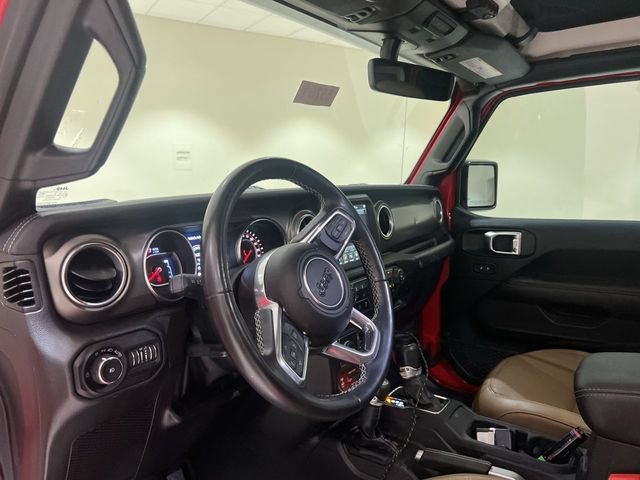 Used 2022 Jeep Wrangler Unlimited Rubicon w/ LED Lighting Group AWD/4WD image 9