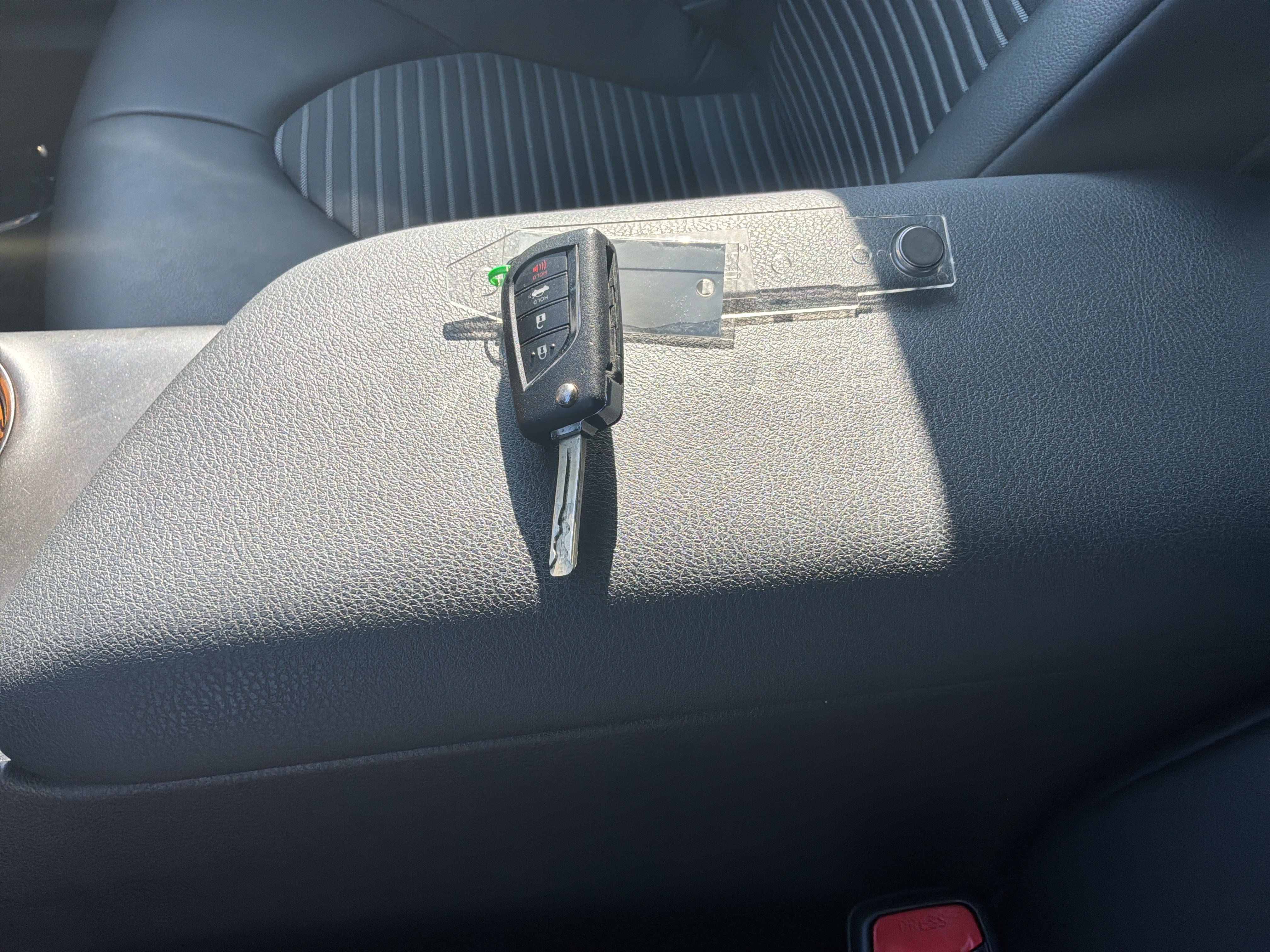 Used 2023 Toyota Camry SE FWD image 35