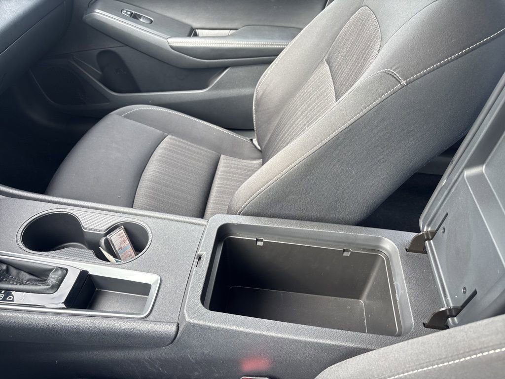 Used 2025 Nissan Altima 2.5 SV image 33