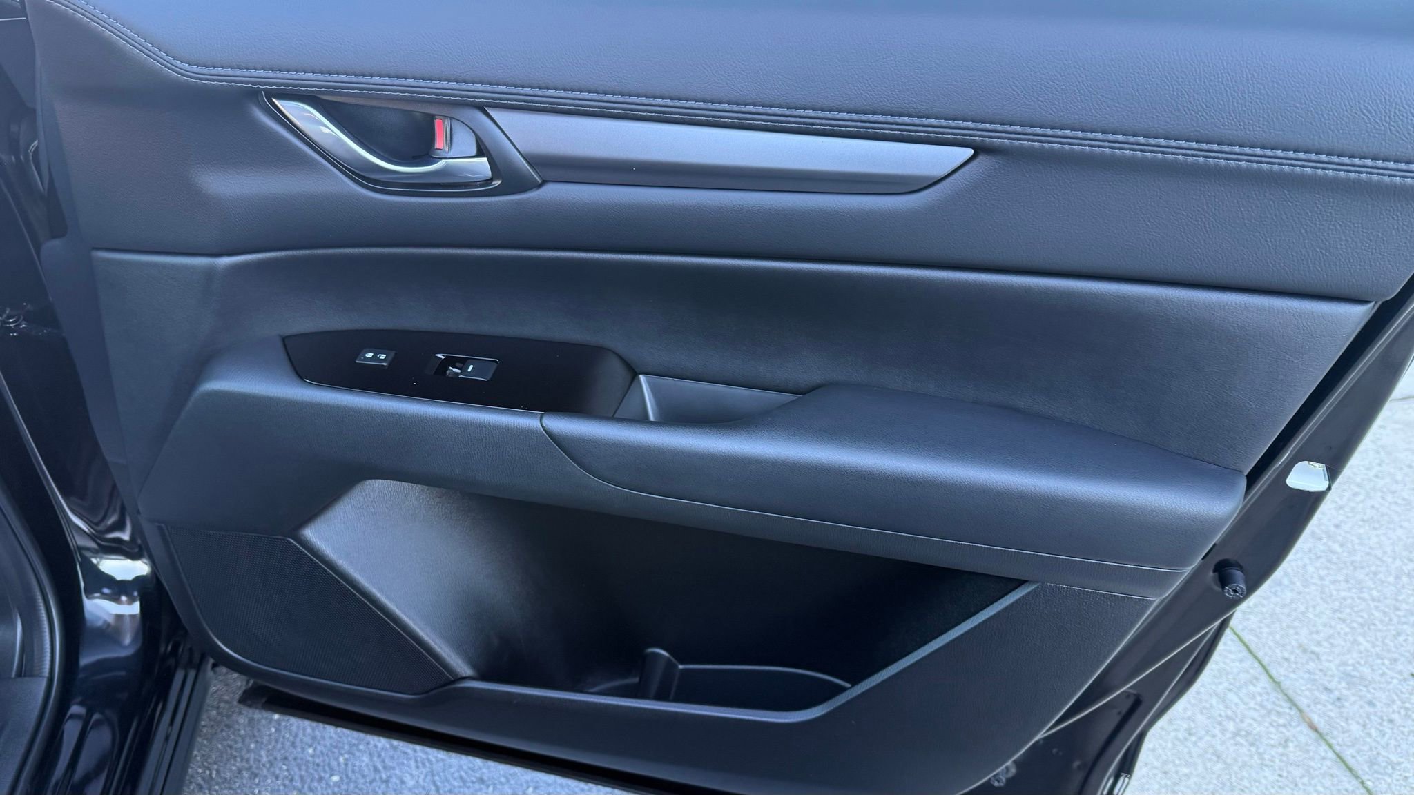 Used 2025 MAZDA CX-5 AWD 2.5 S w/ Preferred Package image 14