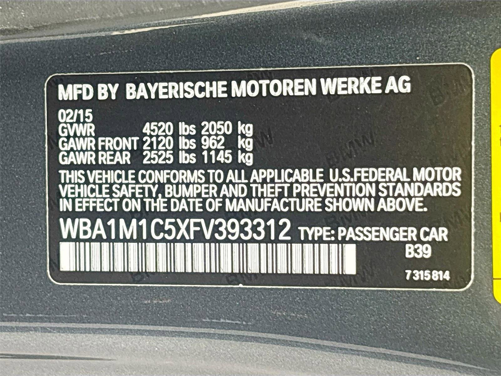 Used 2015 BMW M235i Convertible image 33