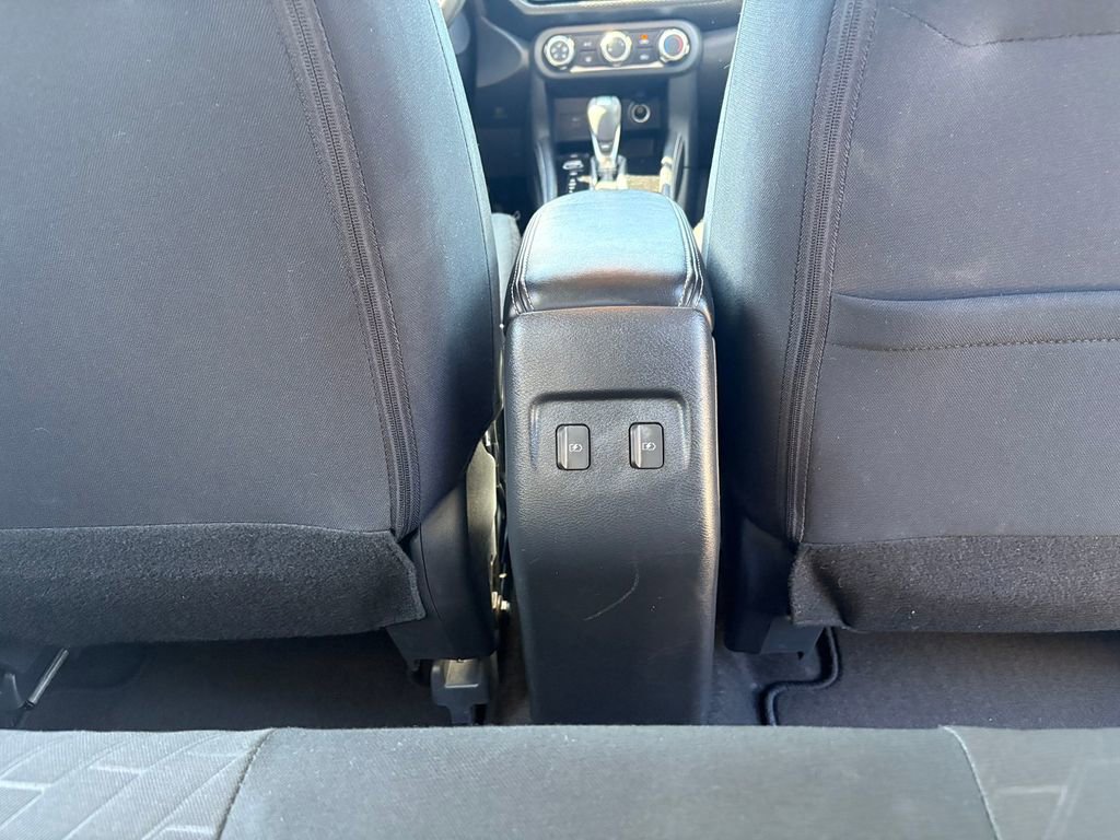 Certified 2024 Nissan Kicks SV image 24