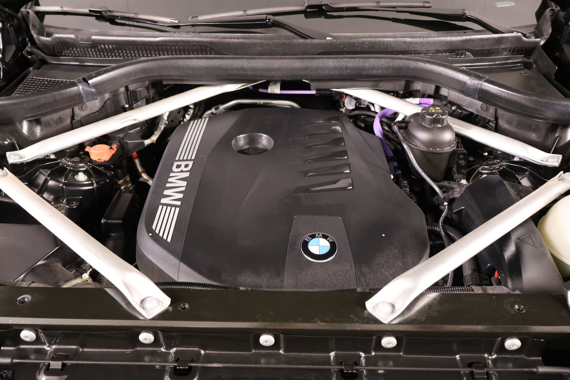 Used 2024 BMW X5 xDrive40i w/ Executive Package image 21