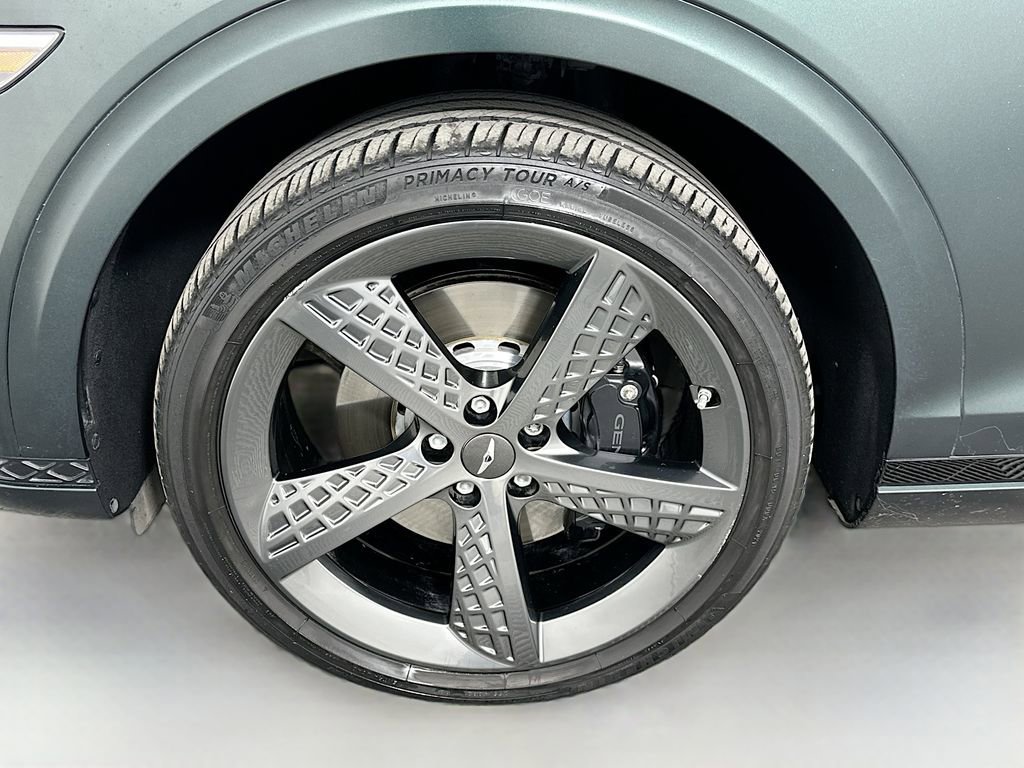 Used 2022 Genesis GV70 3.5T Sport w/ Sport Prestige Package image 32