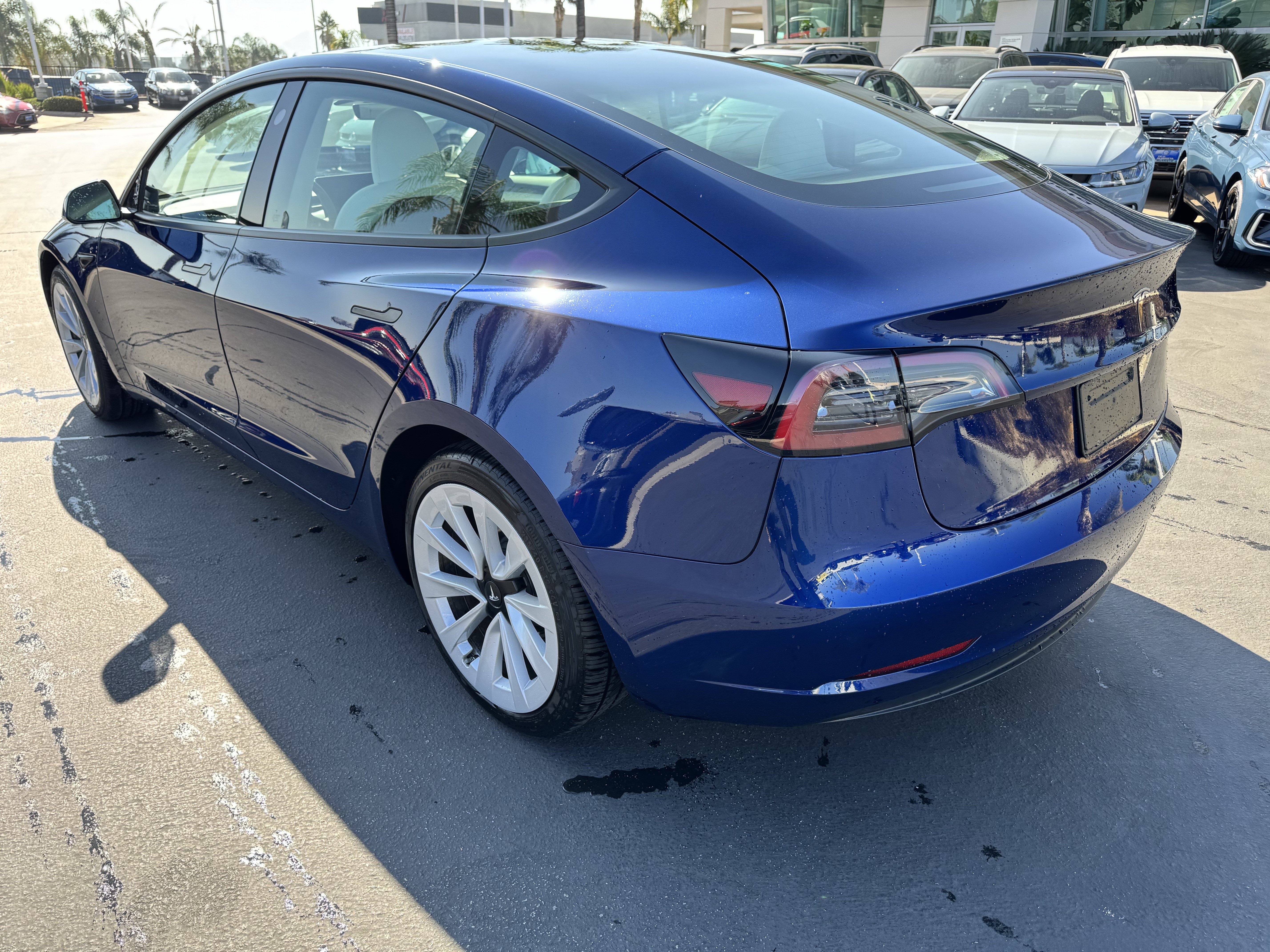 Used 2023 Tesla Model 3 Standard Range image 8
