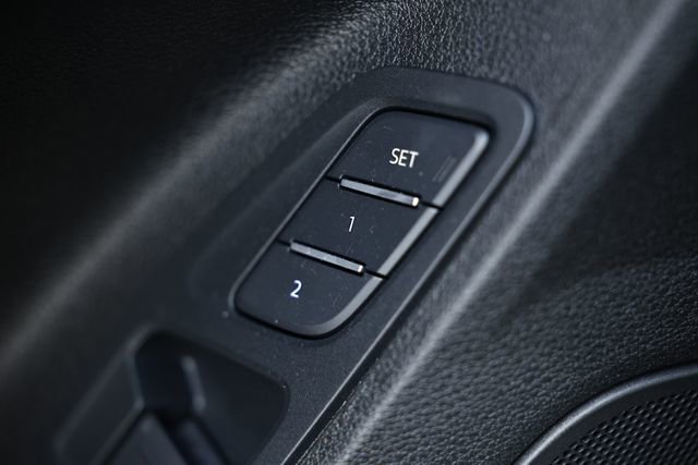 Certified 2025 Audi Q3 2.0T Premium Plus w/ Premium Plus Package image 17