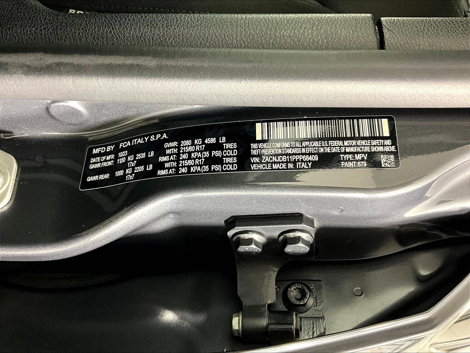Used 2023 Jeep Renegade Latitude AWD/4WD image 14