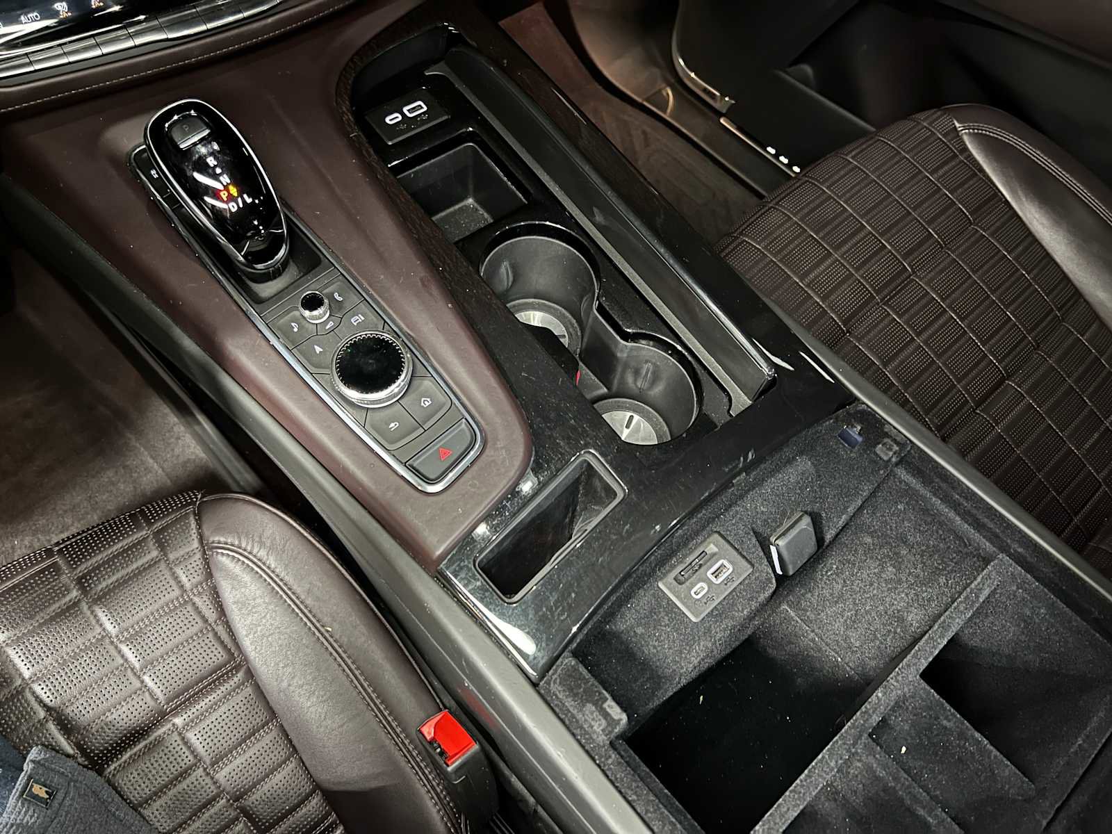 Used 2023 Cadillac Escalade Sport Platinum AWD/4WD image 36