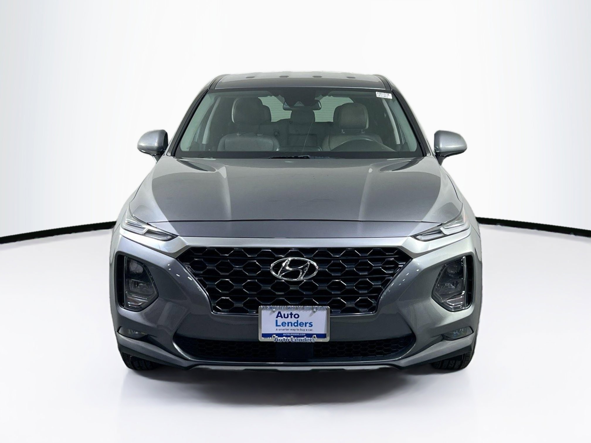 Used 2019 Hyundai Santa Fe SEL image 2
