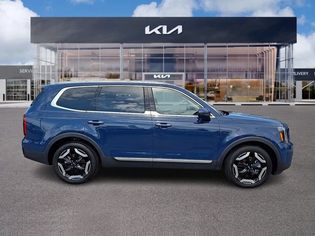 Used 2025 Kia Telluride S AWD/4WD image 7