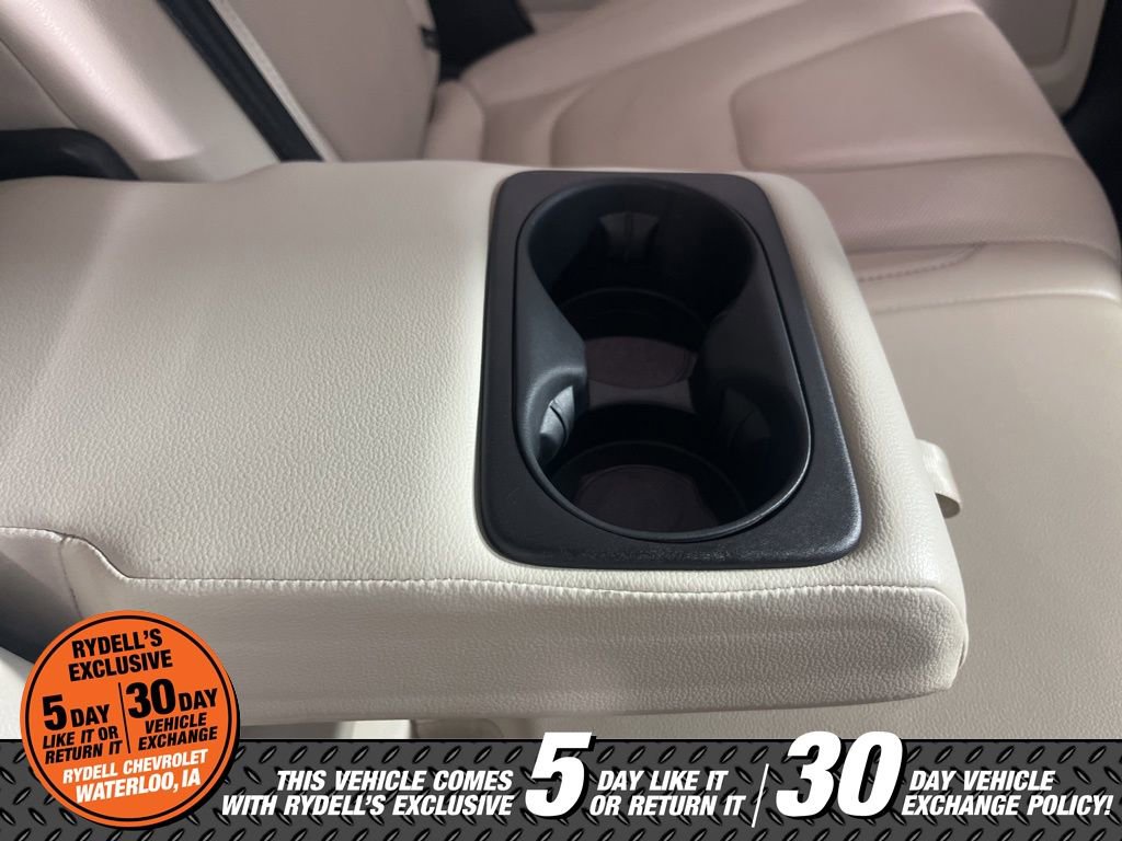 Used 2017 Ford Edge Titanium w/ Equipment Group 301A image 18