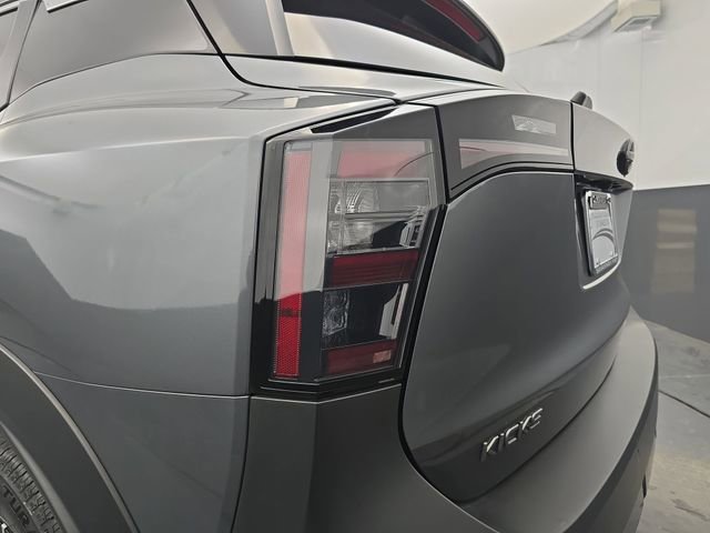 Used 2025 Nissan Kicks SV image 18