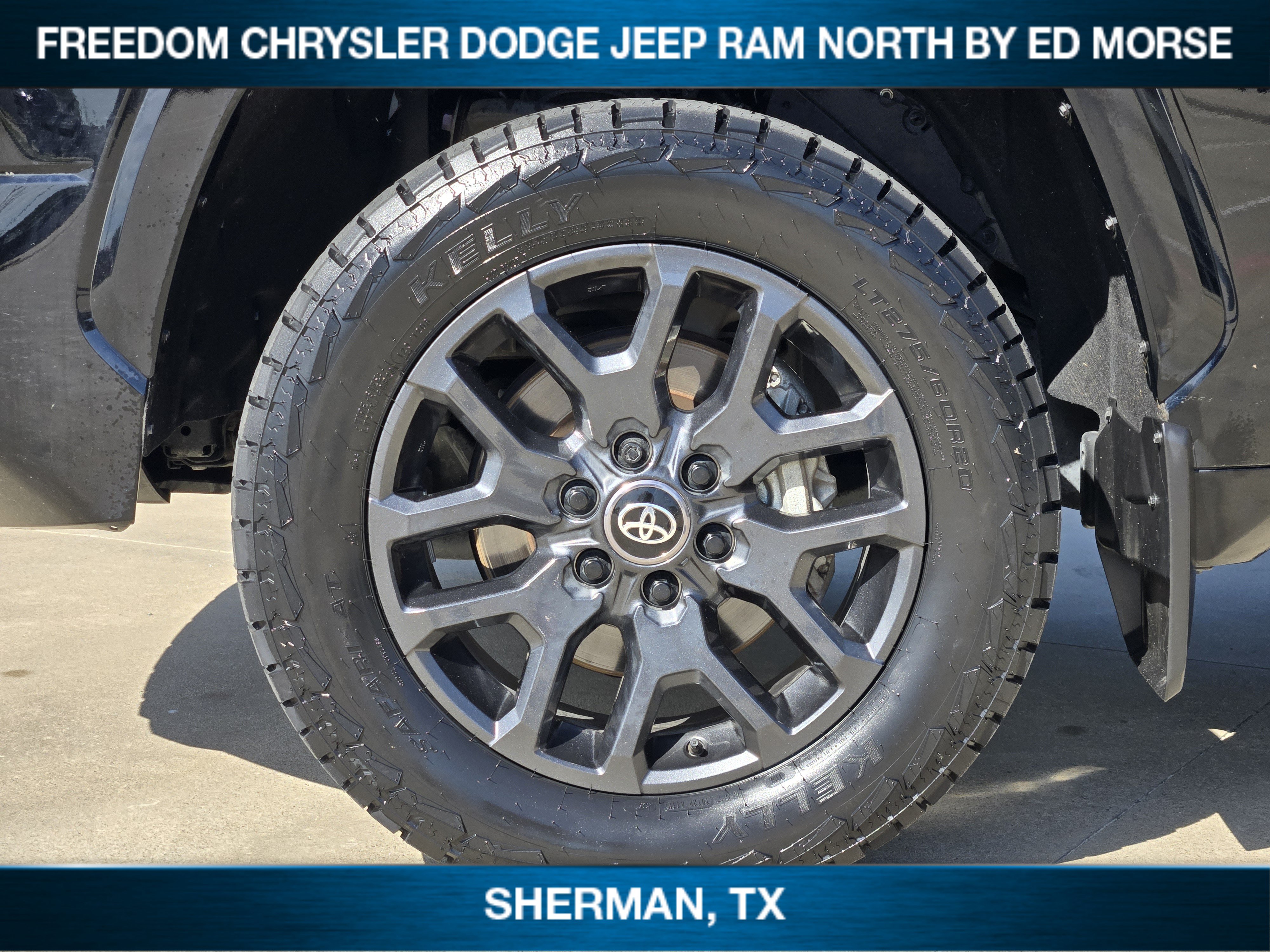 Used 2025 Toyota Tundra Platinum AWD/4WD image 7