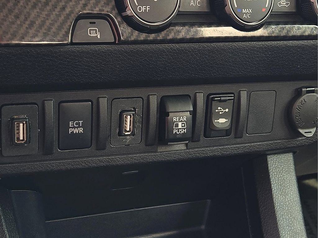 Used 2019 Toyota Tacoma SR5 image 12