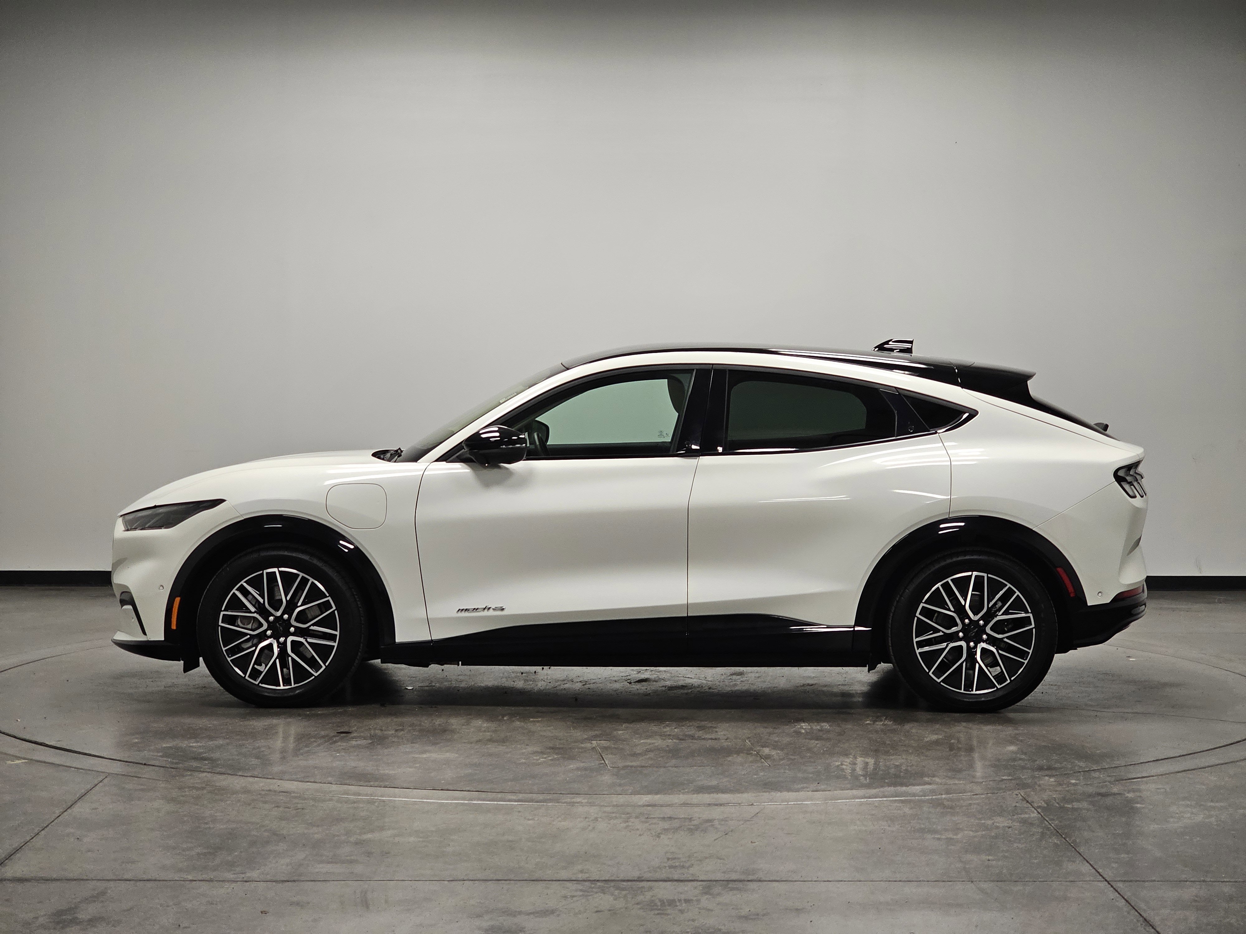 Used 2024 Ford Mustang Mach-E Premium image 5