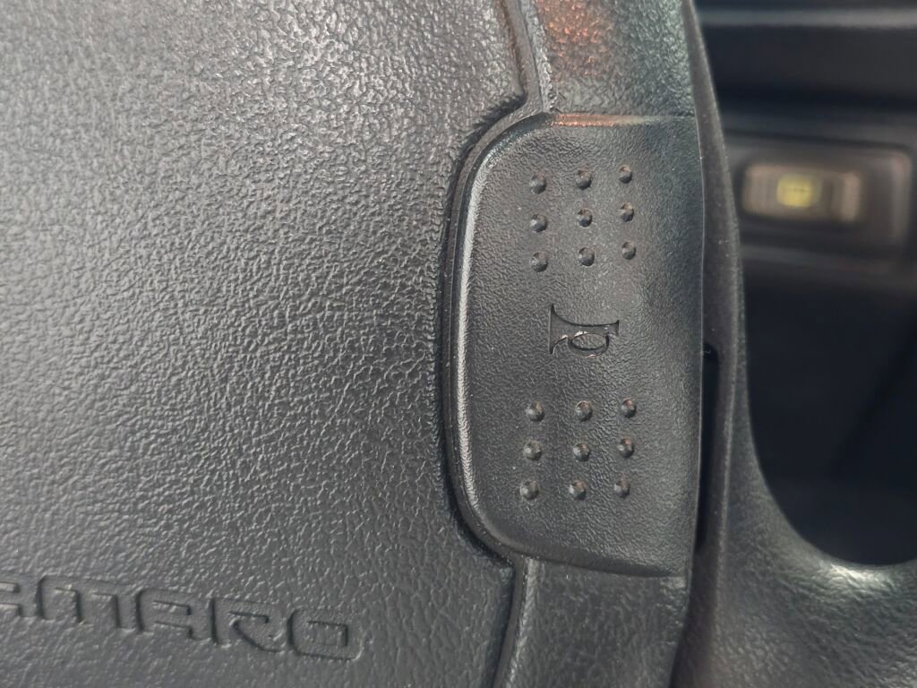 Used 1993 Chevrolet Camaro Z28 image 63