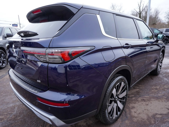 New 2026 Mitsubishi Outlander SE FWD image 5