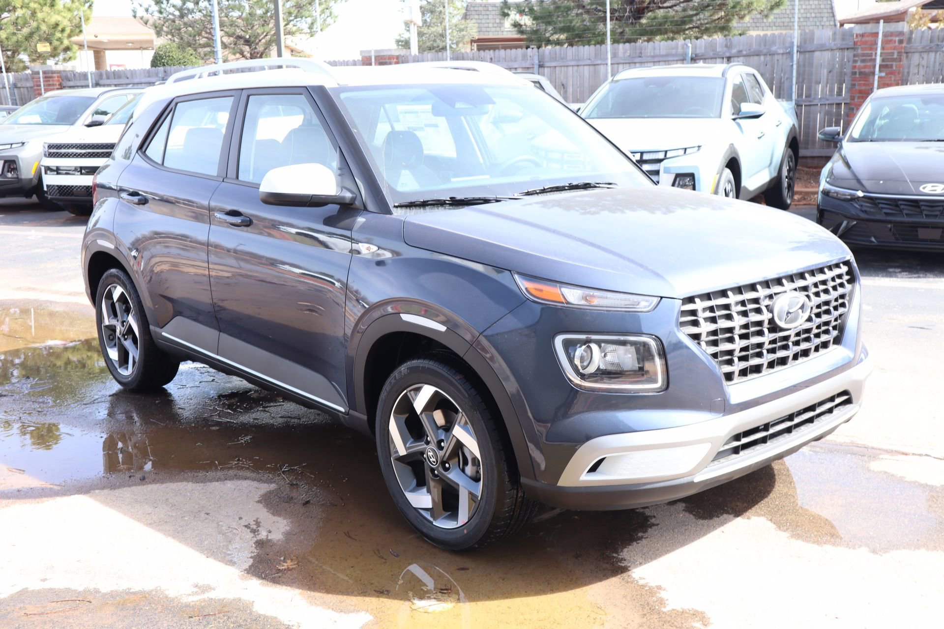 New 2026 Hyundai Venue SEL video 1