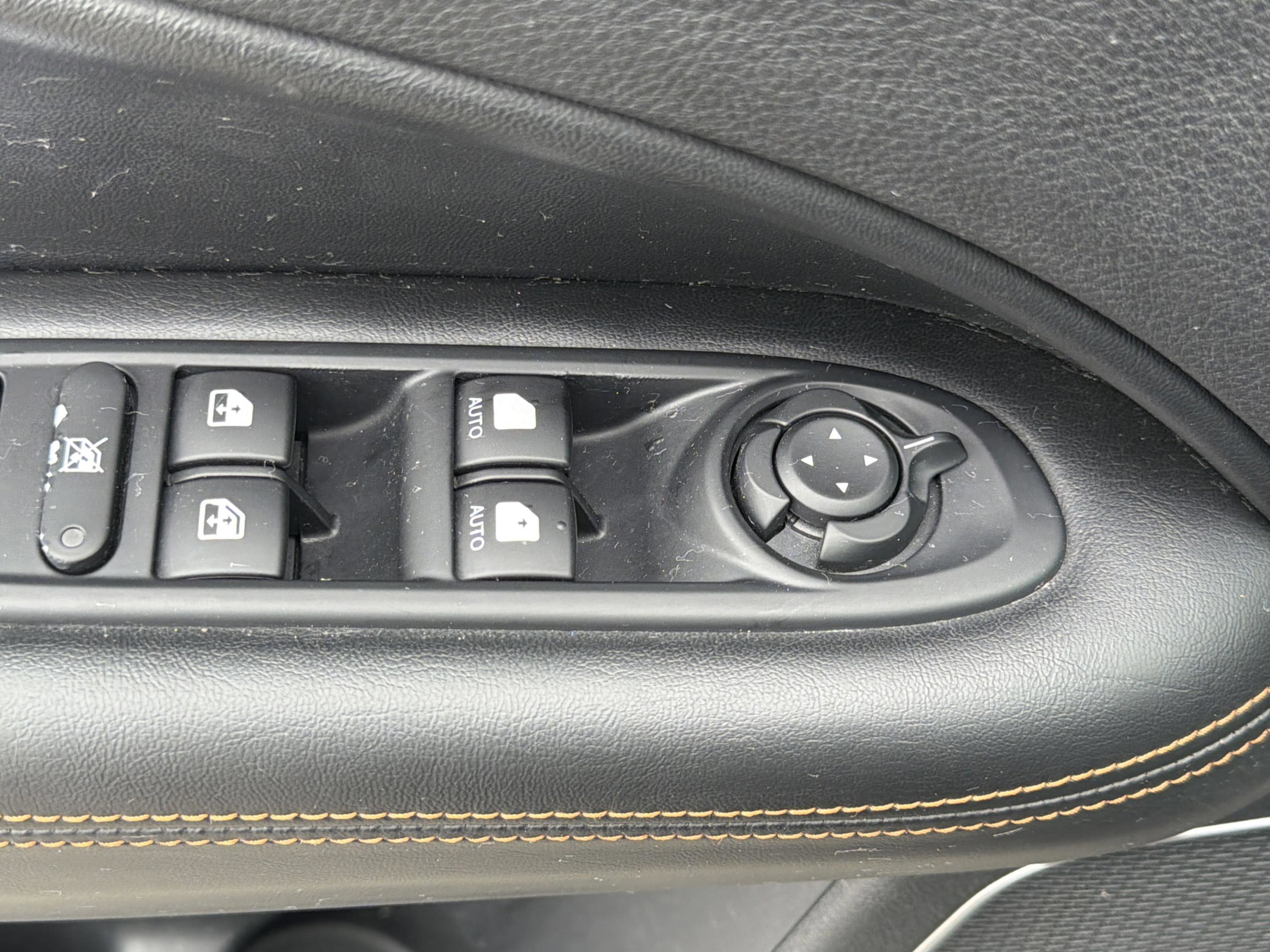 Used 2019 Jeep Compass Limited image 30