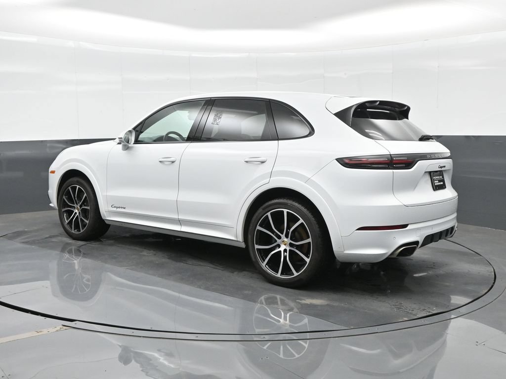 Certified 2023 Porsche Cayenne AWD/4WD image 3