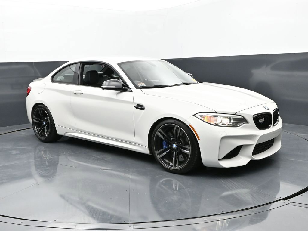 Used 2017 BMW M2 image 3