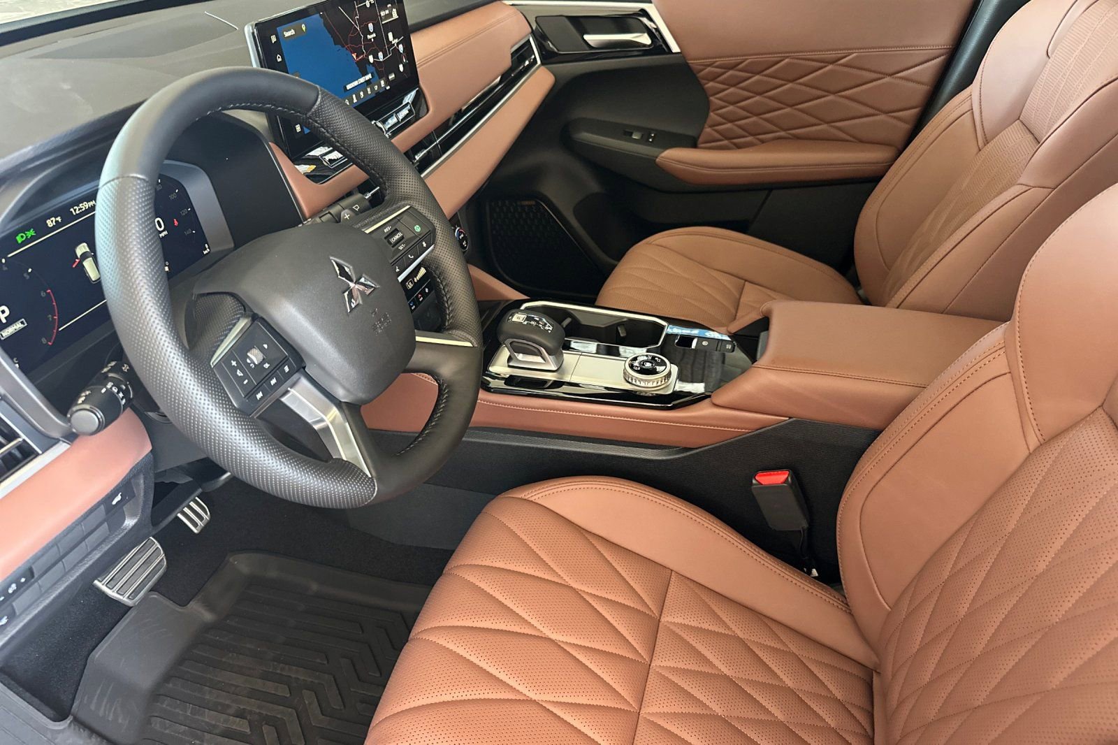 New 2025 Mitsubishi Outlander SEL image 9