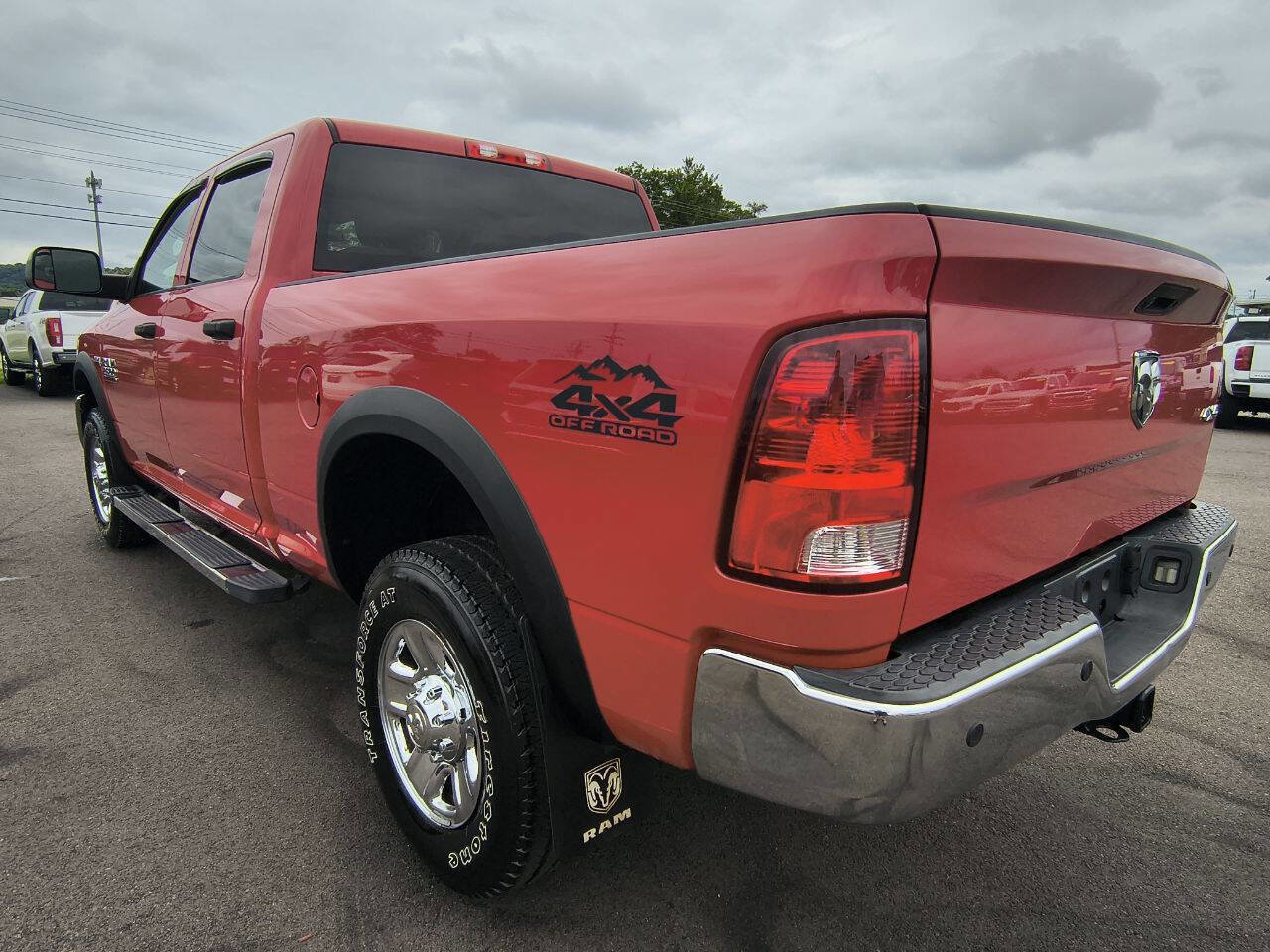 Used 2017 RAM 2500 Tradesman w/ Chrome Appearance Group image 8
