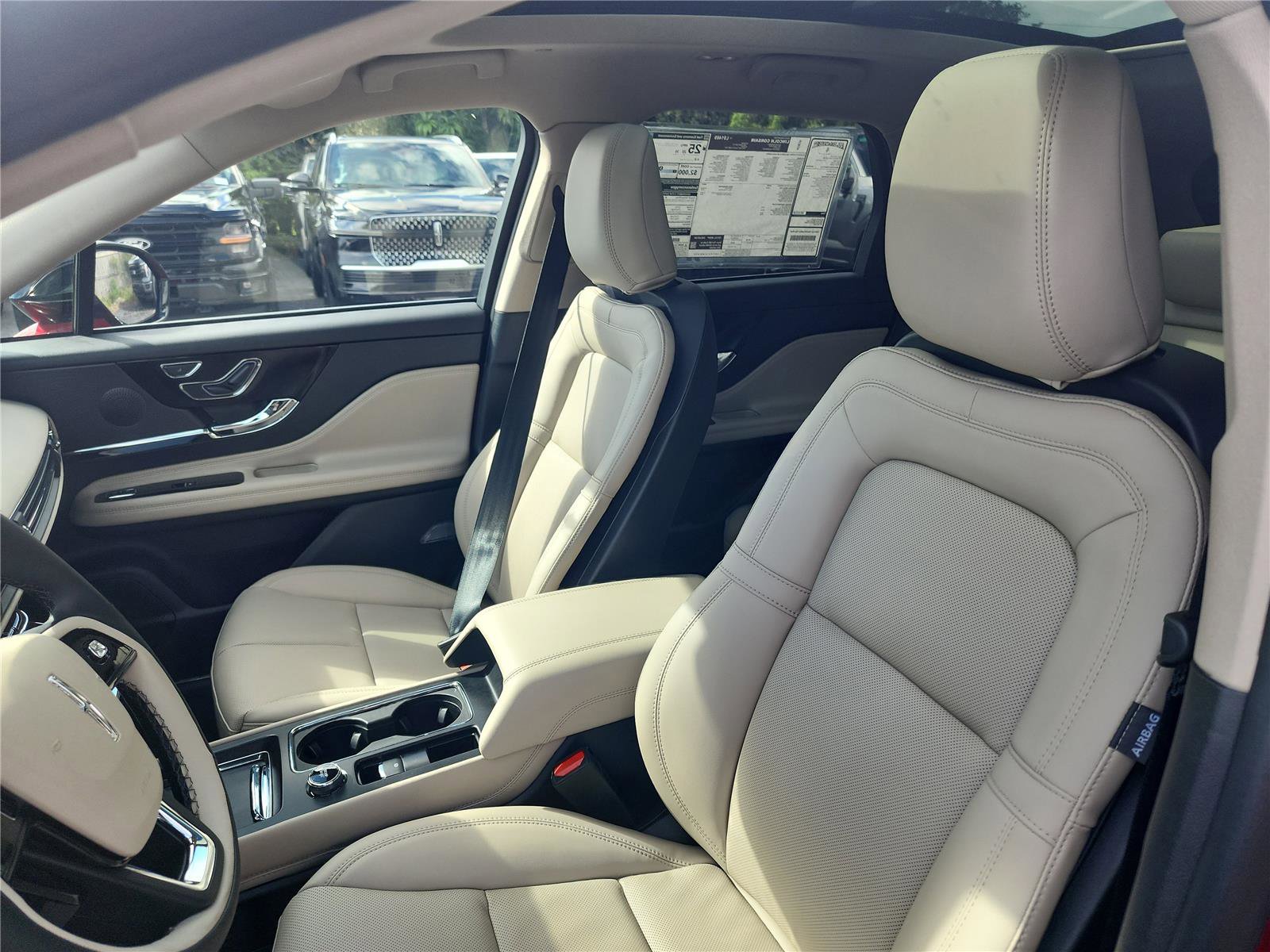 New 2026 Lincoln Corsair Premiere image 13