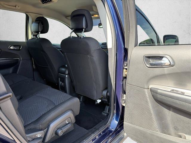 Used 2019 Dodge Journey SE FWD image 21