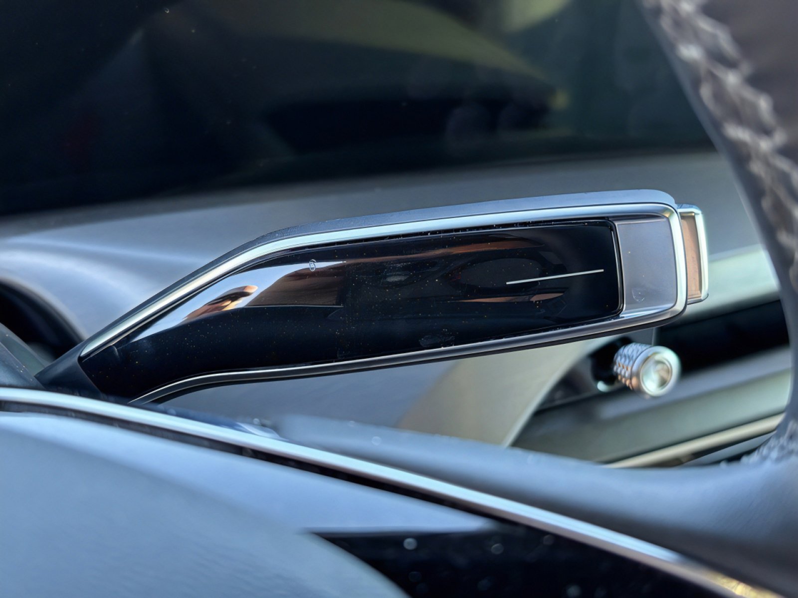 Used 2026 Cadillac Vistiq Luxury image 28