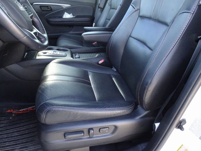 Certified 2023 Honda Passport TrailSport image 7