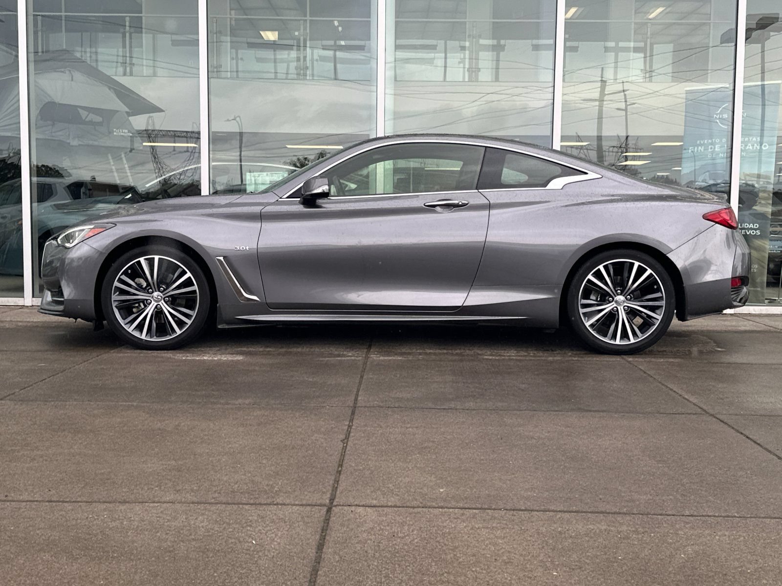 Used 2018 INFINITI Q60 3.0t Luxe w/ Sensory Package 3.0T Luxe AWD/4WD image 6